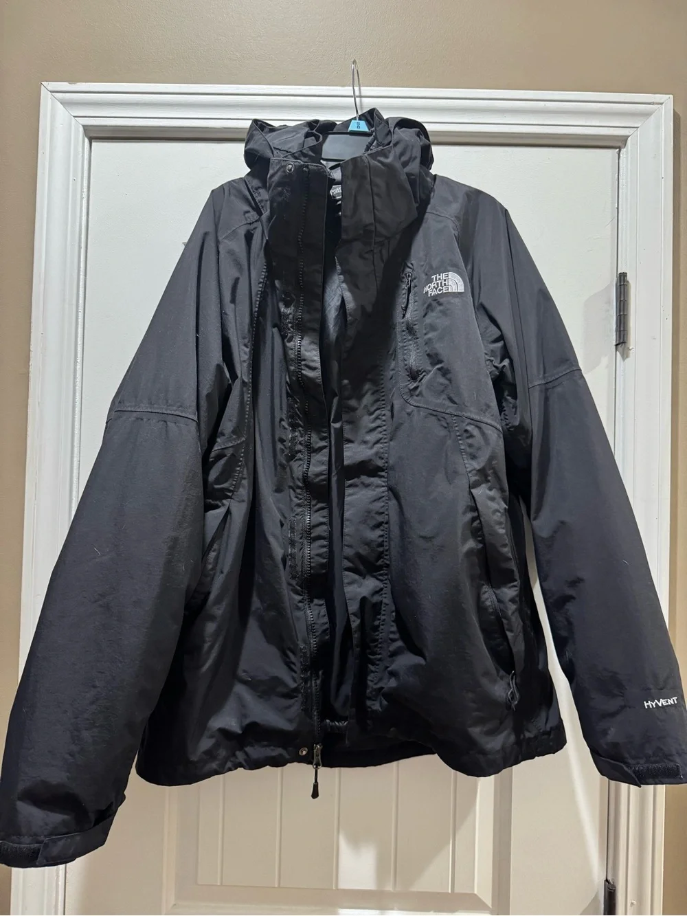 The North Face Black Men's Waterproof Hooded Rain Jacket HyVent